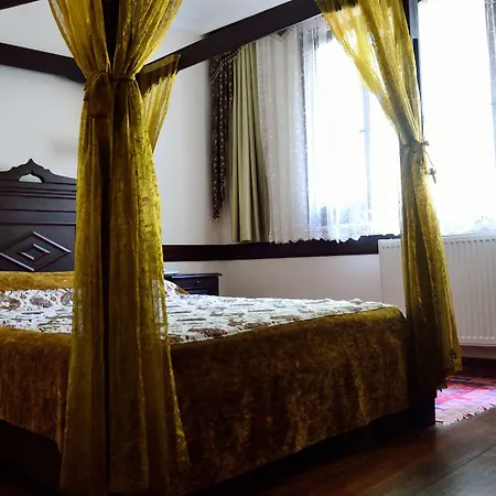 Alp Hotell 3*