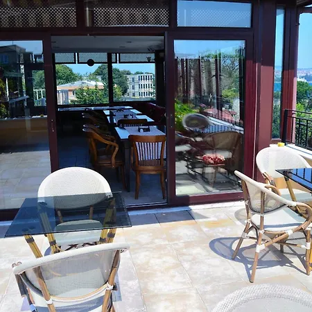 Alp Hotel